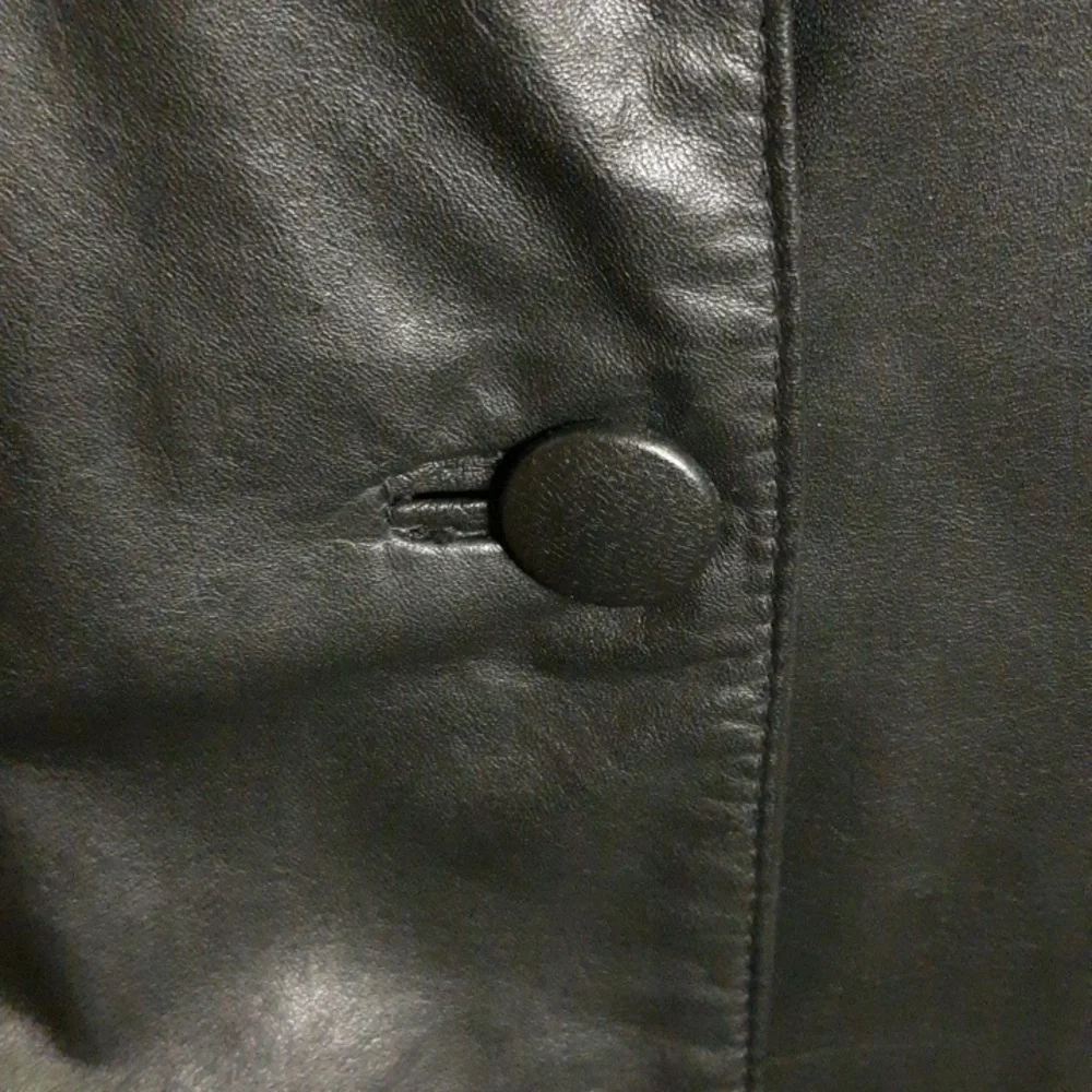 Genuine Black Leather Jacket - Picture 4 of 10
